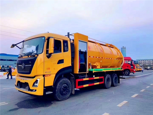 東風(fēng)天龍大型市政搶修車